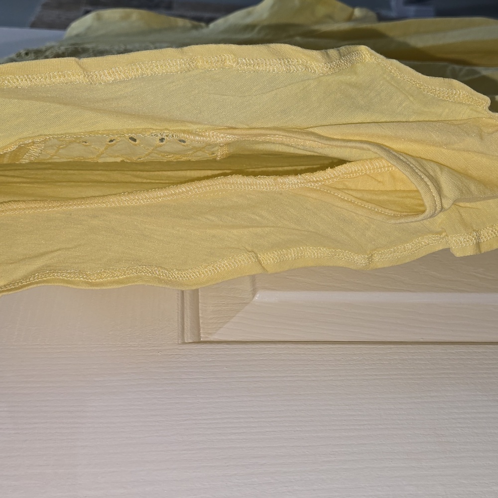Yellow Flutter Sleeve Tee - Picture 6 of 9